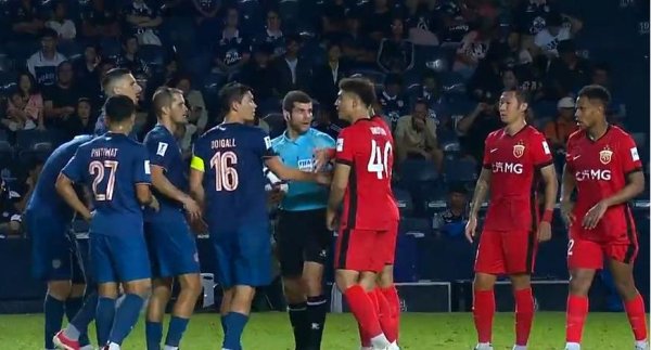 股票配资开户费用 亚冠精英-海港0-2武里南 跨赛季9战不胜仍垫底