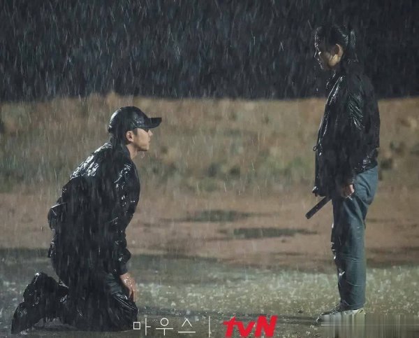 股票配资门户app下载 开局就疯走！这5部韩剧越看越离谱